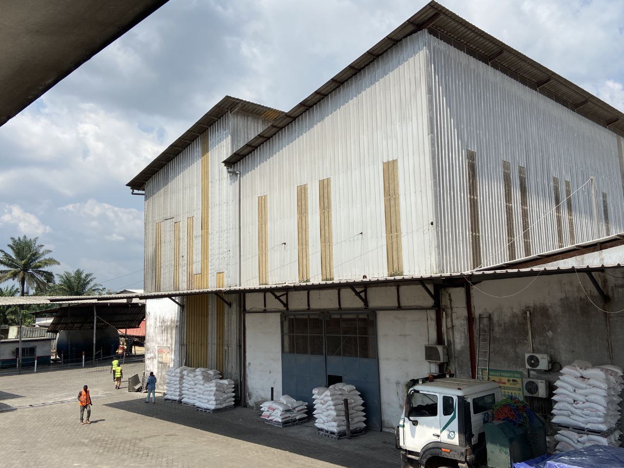 Vue extérieure de nos installations Sitrabcam